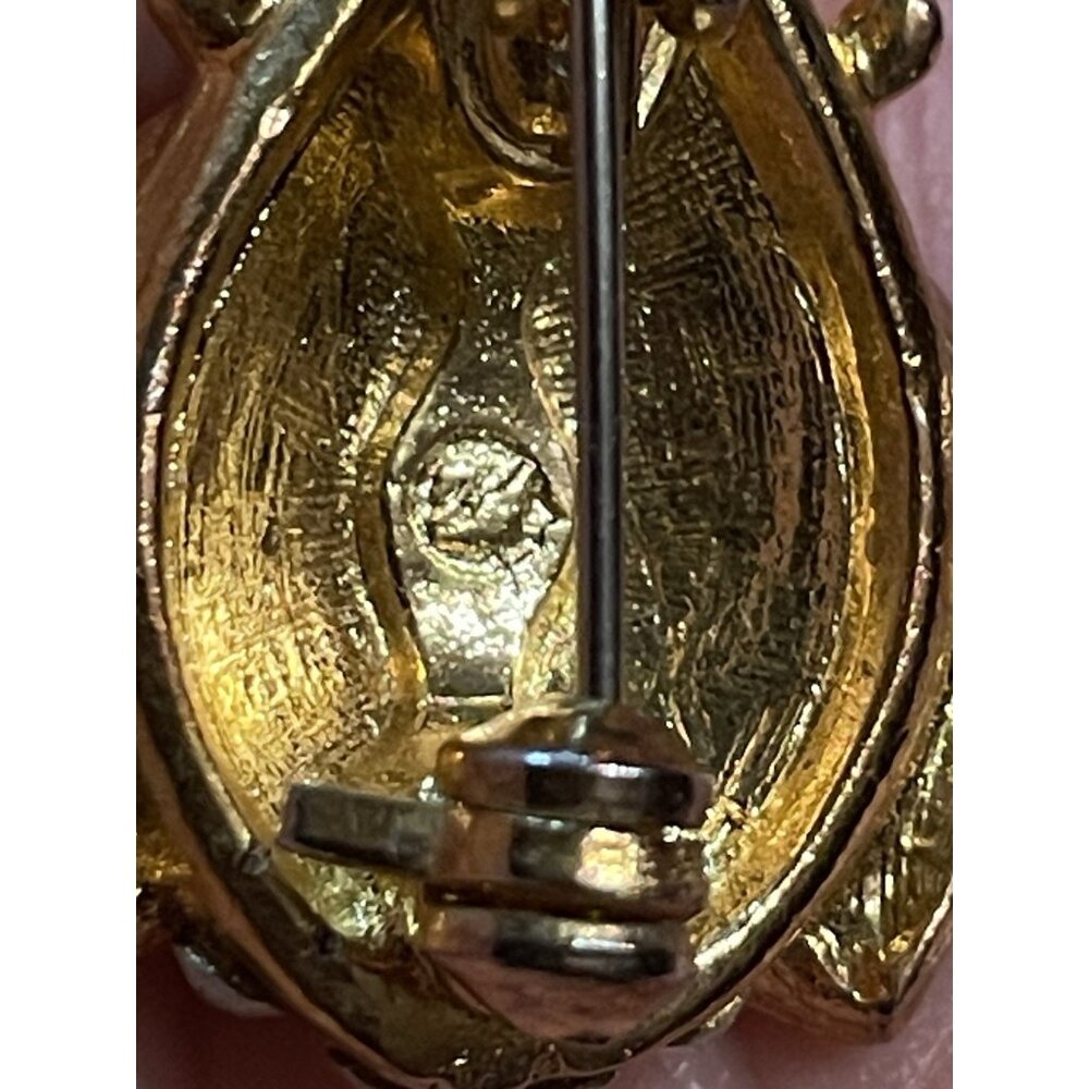 Signed SWAROVSKI Red Enamel Clear Rhinestone Gold-Tone Lady Bug Brooch Pin Swan - Picture 3 of 7